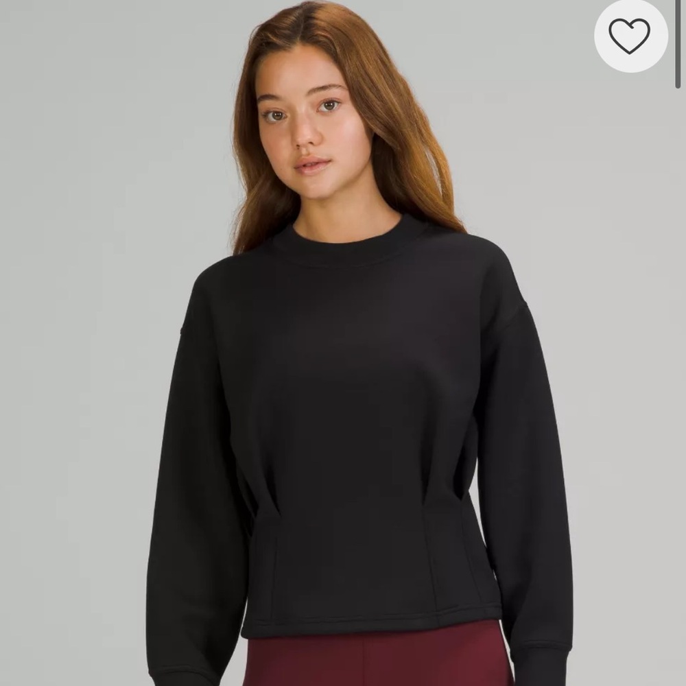 Lululemon Gathered Waist Crew Pullover Black PTP 23